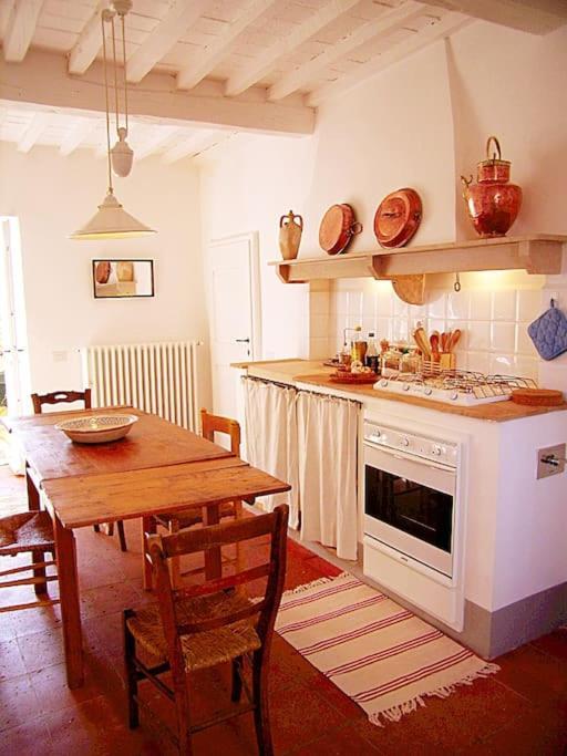 Near The Sea Big Panoramic House 2 Terraces In Lovely Village Монтиано Екстериор снимка